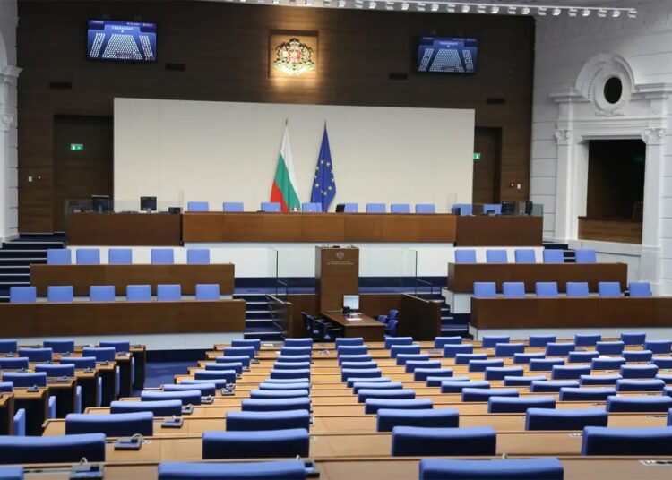 ЦИК обяви мандатите по райони